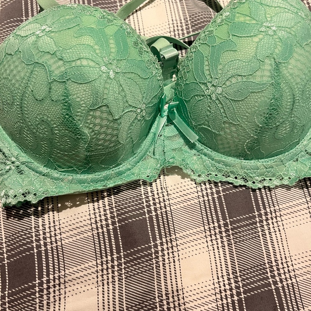 Mint Green Floral Lace Bra with Molded Cups